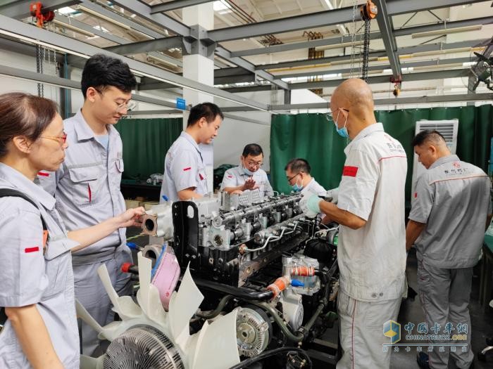 強效攻堅高功率缸內制動(dòng) 東風(fēng)商用車(chē)用“東風(fēng)速度”提速高效安全運營(yíng)