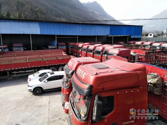 從小公司到12000平米廠(chǎng)房，乘龍用13年助力鴻泰冶金崛起