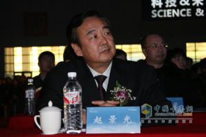 年會(huì )現場(chǎng)嘉賓聆聽(tīng)會(huì )議內容