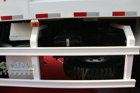 2010北京車(chē)展華菱重卡供應鏈