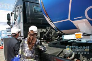 2010北京車(chē)展集瑞400重卡