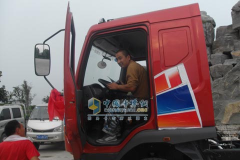 濟南用戶(hù)試駕東風(fēng)柳汽乘龍609