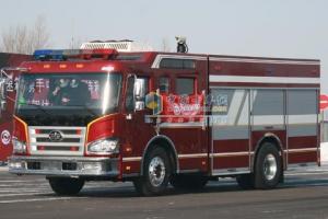 一汽解放 220馬力 4×2 城市主戰消防車(chē)