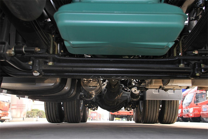 一汽解放 J6P重卡 420馬力 6X4 國五牽引車(chē)(CA4250P66K24T1E5)