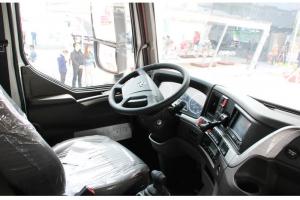 東風(fēng)柳汽 乘龍T7重卡 520馬力 6X4 國五牽引車(chē)(LZ4251T7DB)