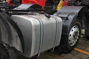 華菱 漢馬H9重卡 460馬力 6X4 國五牽引車(chē)(HN4250A46C4M5)