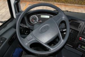 華菱 漢馬H9重卡 420馬力 6X4 國五牽引車(chē)(HN4250A43C4M5)