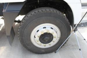 華菱重卡 410馬力 6X4 LNG 國五牽引車(chē)(HN4250NGX38C9M5)