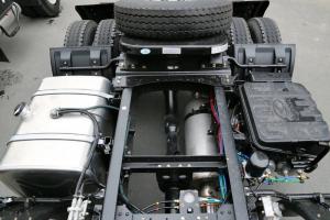 華菱 漢馬H9重卡 420馬力 6X2 國五牽引車(chē)(HN4250H33B8M5)