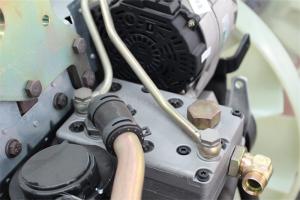 重汽王牌 W5G重卡 340馬力 8X4 9.4米 國四欄板載貨車(chē)底盤(pán)(CDW1310A1T4)