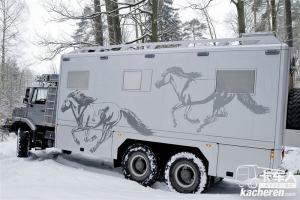 奔馳 Zetros重卡 330馬力 6X6 國五廂式載貨車(chē)(型號2733)