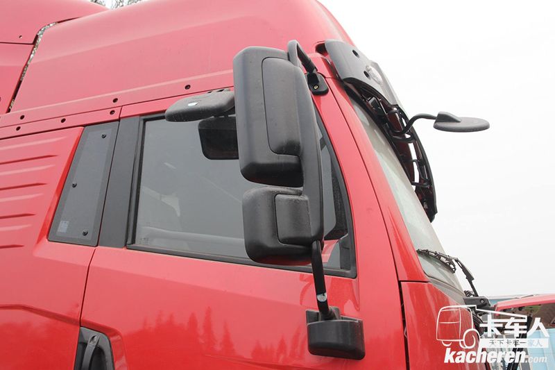 一汽解放青汽 天V重卡 400力 6X4 LNG 國五牽引車(chē)(CA4258P2K15T1NE5A80)