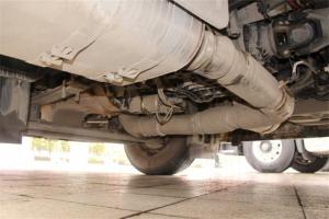 東風(fēng)柳汽 乘龍T7重卡 550馬力 6X4 國五長(cháng)頭牽引車(chē)(16擋)(LZ4251T7DB)