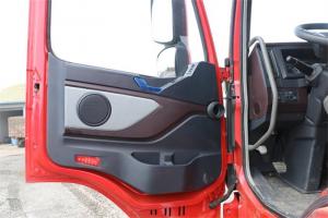 大運 新N8V重卡 375馬力 6X4 國五牽引車(chē)(CGC4250D5ECCE)