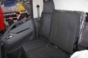 上汽躍進(jìn) 快運C500-33 156馬力 4×2  國五 冷藏車(chē) 紀念版