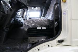 一汽解放 J6M重卡 280馬力 4X2 9.4米 國五廂式載貨車(chē)(CA5160XXYP63K1L9E5)