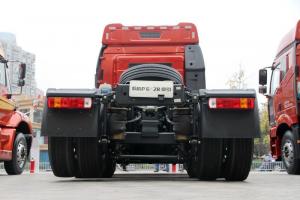 一汽解放 新J6P重卡 領(lǐng)航版 460馬力 6X2R 國五牽引車(chē)(CA4250P66K24T2A1E5)