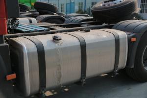 一汽解放 新J6P重卡 質(zhì)惠版2.0 460馬力 6X4 國五牽引車(chē)(CA4250P66K24T1A1E5)