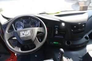 一汽解放 新J6P重卡 質(zhì)惠版2.0 420馬力 6X4 國五牽引車(chē)(CA4250P66K24T1A1E5)