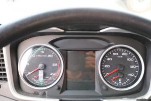 一汽解放 新J6P重卡 榮耀版 550馬力 6X4 國五牽引車(chē)(CA4250P66K24T1A4E5)