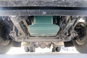 一汽解放 新J6P重卡 領(lǐng)航版 550馬力 6X4 國五AMT自動(dòng)擋牽引車(chē)(CA4250P66K25T1A1E5)