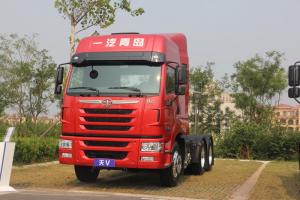 一汽解放 天V重卡 430馬力 6X4 國五LNG牽引車(chē)(435后橋)(CA4258P2K15T1NE5A80)
