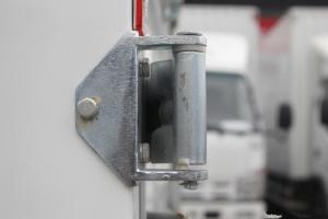 慶鈴 五十鈴700P系列中卡 190馬力 7.012米 國五單排廂式載貨車(chē)(QL5100XXYA8PA)