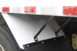 慶鈴 五十鈴700P系列中卡 190馬力 7.012米 國五單排廂式載貨車(chē)(QL5100XXYA8PA)