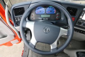 東風(fēng)商用車(chē) 天龍重卡 220馬力 4X2 9.6米 國五廂式載貨車(chē)底盤(pán)(DFH5180XXYB1)