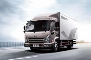 現代商用車(chē) 盛圖H3 129馬力 4X2 4.12米 國五單排廂式載貨車(chē)(5擋)(CHM5045XXYGDC33V)