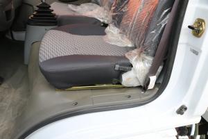 東風(fēng) 福瑞卡F4 95馬力 3.5米 國五 單排廂式輕卡載貨車(chē)(EQ5041XXY3BDCAC)