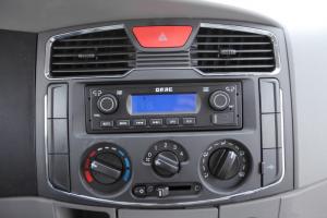 東風(fēng) 福瑞卡F4 98馬力 3.87米 國五 排半欄板輕卡載貨車(chē)(錫柴)(EQ1041L3BDF)