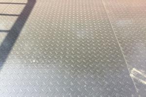 東風(fēng) 福瑞卡F11 物流重載型 143馬力 3.8米 國五 排半欄板輕卡載貨車(chē)(錫柴)(EQ1041L8GDF)