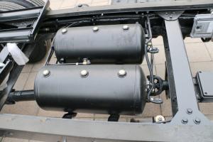 時(shí)代汽車(chē) 領(lǐng)航 156馬力 4.165米 國五 單排廂式輕卡載貨車(chē)(BJ5043XXY-BF)