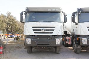 上汽紅巖 杰獅M500 390馬力 8X4 國五 6方混凝土攪拌車(chē)(CQ5316GJBHTVG336H)