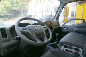 時(shí)代汽車(chē) M3 115馬力 4.165米 國五 快消品配送車(chē)