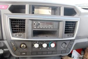 飛碟奧馳 V6系列 170馬力 4.17米 國五 單排倉柵式輕卡載貨車(chē)(FD5043CCYW63K5-1)