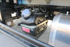 飛碟奧馳 V2系列 95馬力 3.85米 國五 排半欄板輕卡載貨車(chē)(FD1041W17K5-4)