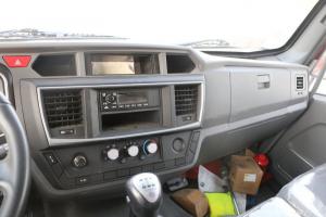 飛碟奧馳 V6系列 170馬力 4.17米 國五 單排倉柵式輕卡載貨車(chē)(10擋)(FD5043CCYW63K5-1)