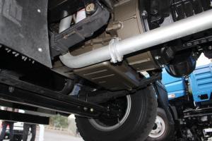 飛碟奧馳 V6系列 200馬力 6X2 6.8米 國五 欄板載貨車(chē)(FD1213P63K5-4)