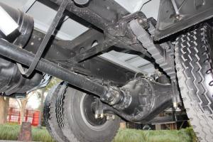 飛碟奧馳 V6系列 200馬力 6X2 6.8米 國五 欄板載貨車(chē)(FD1213P63K5-4)