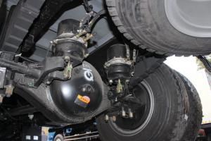 飛碟奧馳 V6系列 200馬力 6X2 6.8米 國五 欄板載貨車(chē)(FD1213P63K5-4)