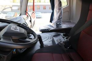 一汽解放 新J6P重卡 質(zhì)惠版 380馬力 6X4 國六 牽引車(chē)(CA4250P66K25T1E6)