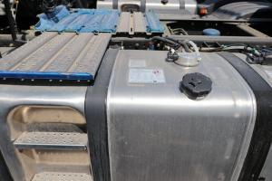 一汽解放 新J6P重卡 領(lǐng)航版2.0 北方款 460馬力 6X4 國六 牽引車(chē)(CA4250P66K25T1E6)