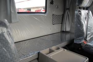 大運重卡 新N8E鉅贏(yíng)2.0版 400馬力 6X4 國六 LNG 牽引車(chē)(平頂)(CGC4250N6ECGE)