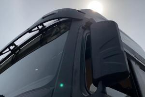 一汽凌源 滬尊S200 先鋒版 500馬力 6×4 國五牽引車(chē)（CAL4253C4F4E5）