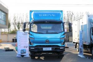 飛碟汽車(chē) W7進(jìn)取版 190馬力 4×2 國六 5.2米排半廂式載貨車(chē)(FD5110XXYW78K6-1) 
