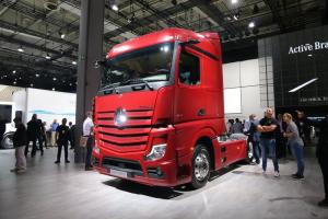 奔馳 新Actros重卡 450馬力 4X2 國五 牽引車(chē)(型號1845LS)