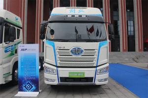 一汽解放 J6P 282kWh 6×4 充換電一體電動(dòng)車(chē)