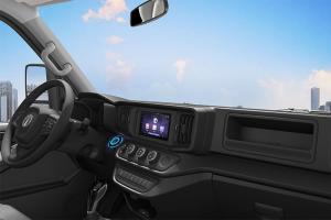 飛碟締途 EF3 4.5T 4×2 單排純電動(dòng)廂式微卡(FD5044XXYD66BEV-1)55.7kWh